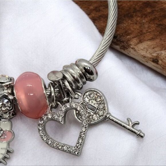 Hello Kitty Beaded Charm Bracelet Rhinestone Silver Heart Bow Cat Star Jewelry - Picture 7 of 12